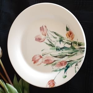 Pier 1 Watercolor Tulips 8.75" Plates Pink Green Set of 3 AS IS